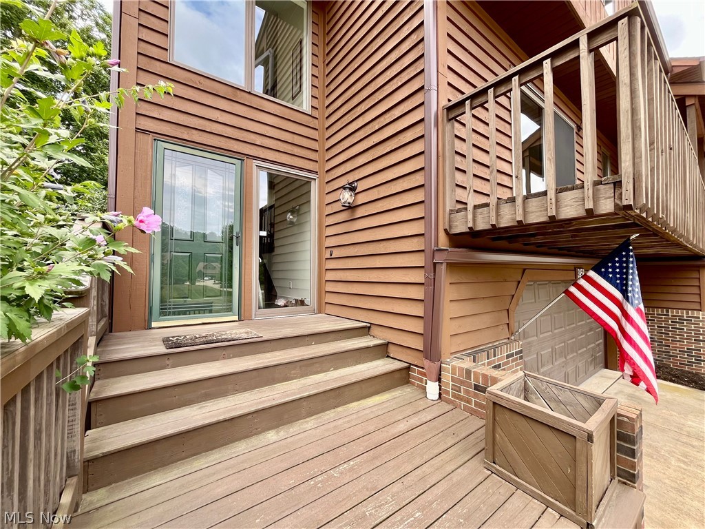 The Woods At Lake Medina - Residential