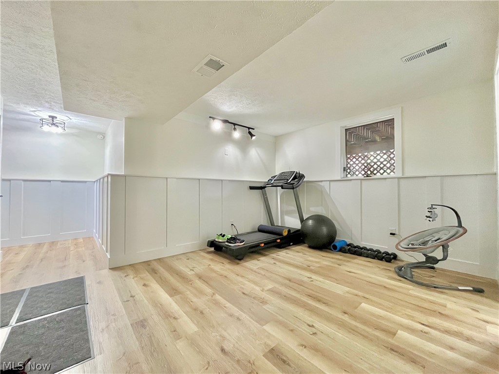 The Woods At Lake Medina - Residential