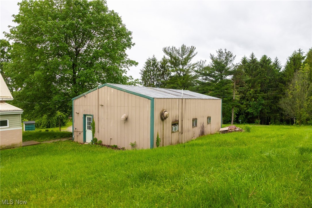 2461 Peters Creek Road, Cambridge, Ohio image 20