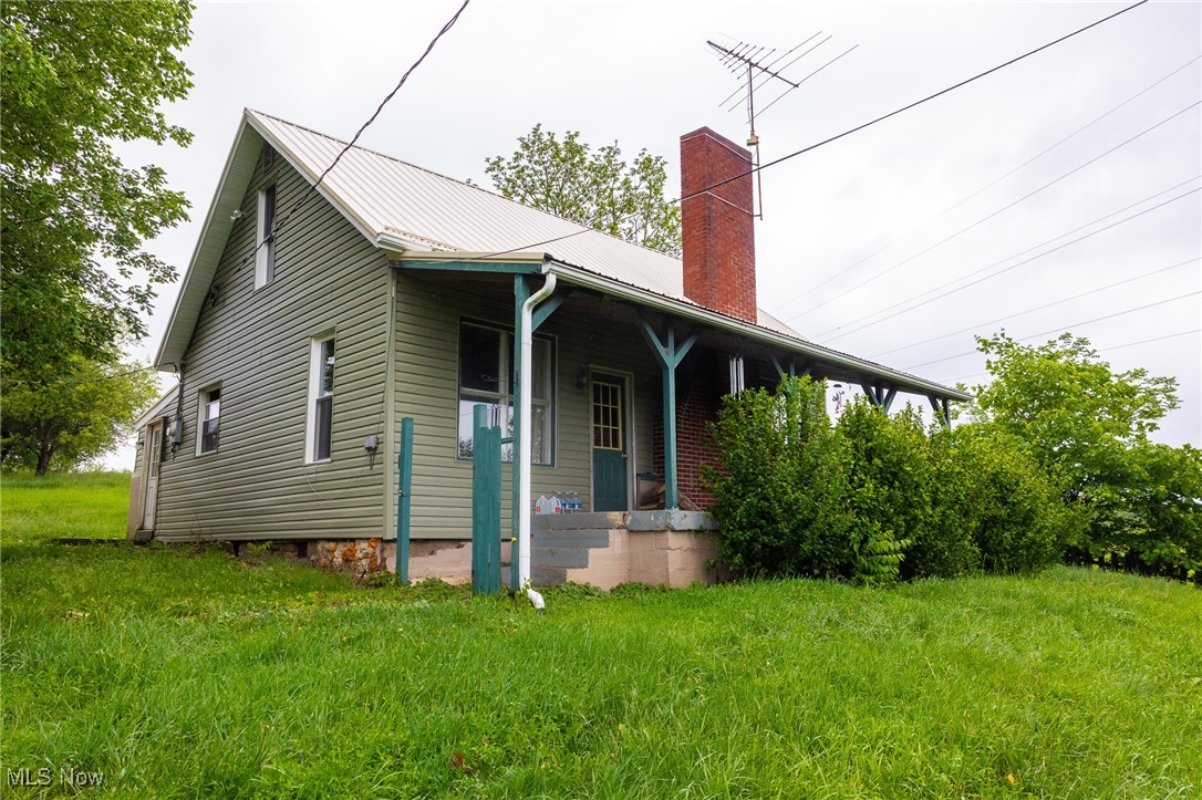 2461 Peters Creek Road, Cambridge, Ohio image 3