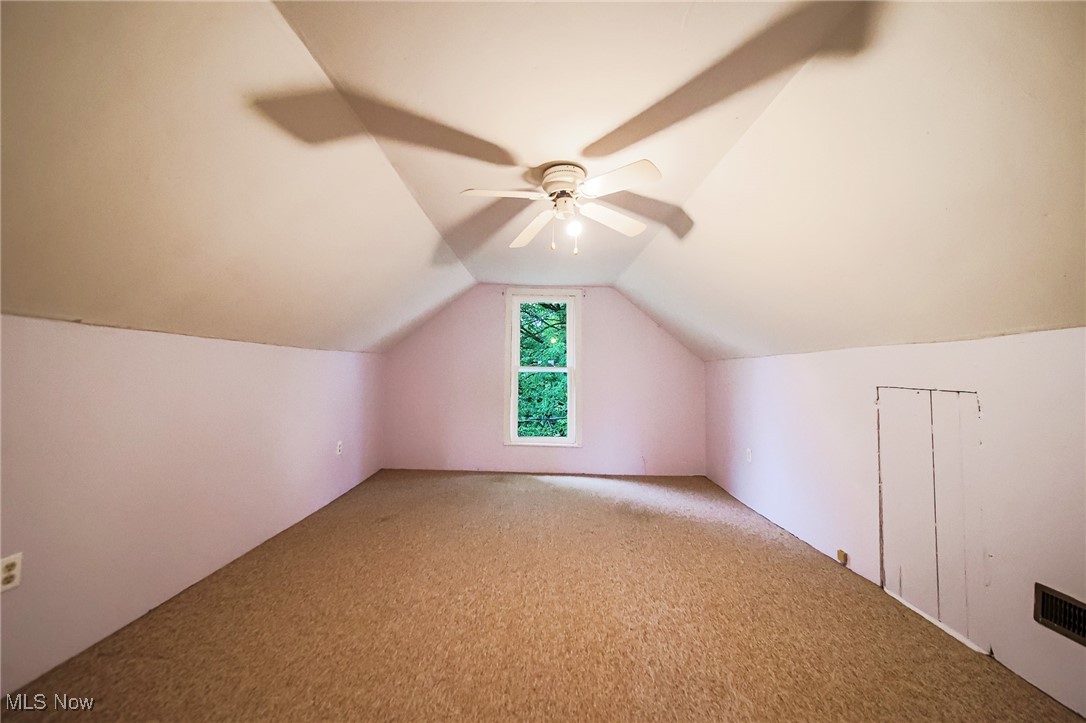 2461 Peters Creek Road, Cambridge, Ohio image 10