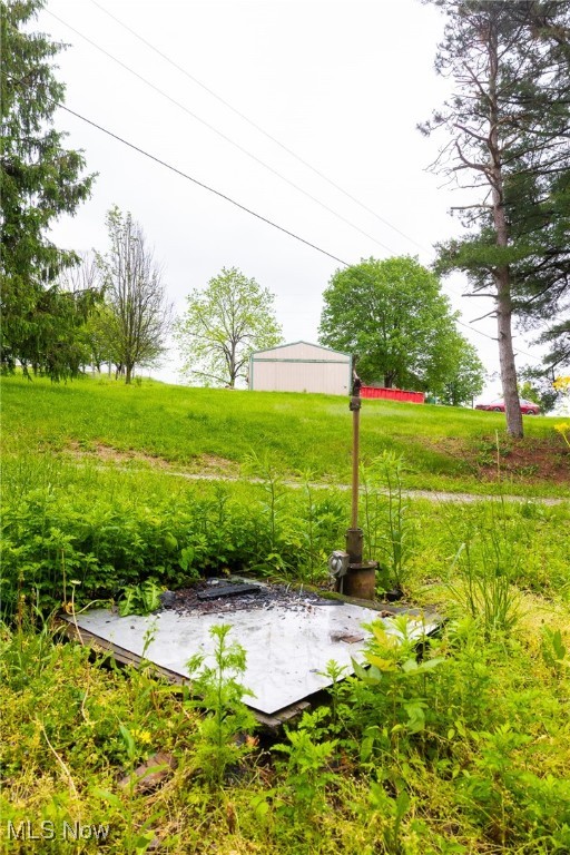 2461 Peters Creek Road, Cambridge, Ohio image 24