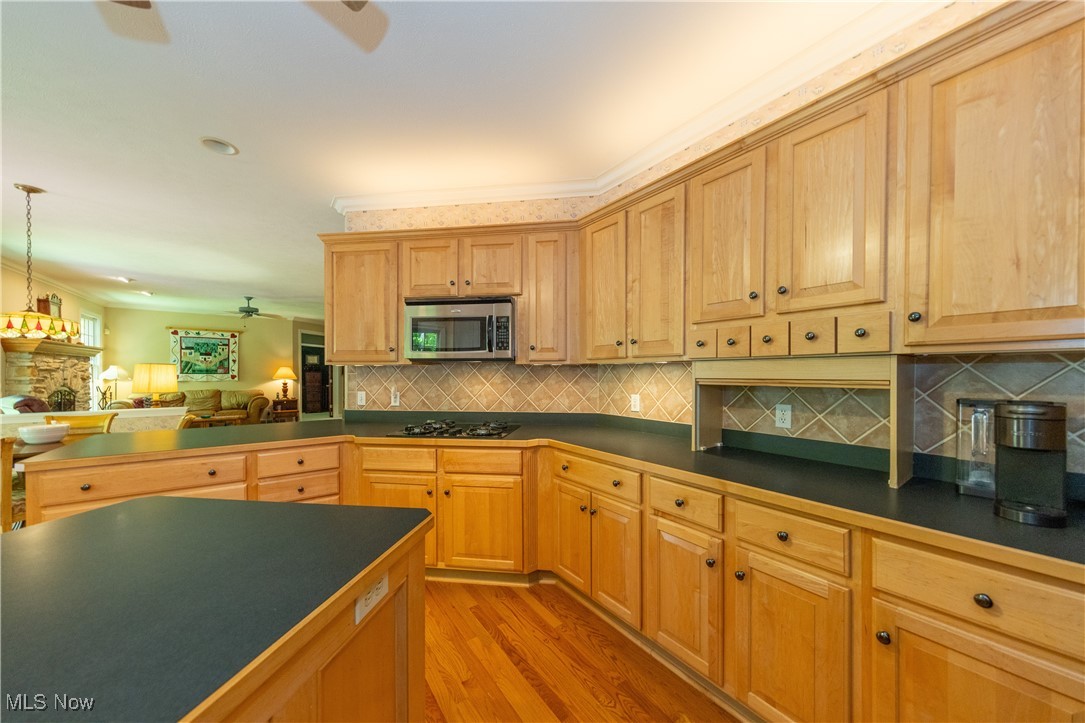 1030 Whisperwood Lane, Aurora, Ohio image 24