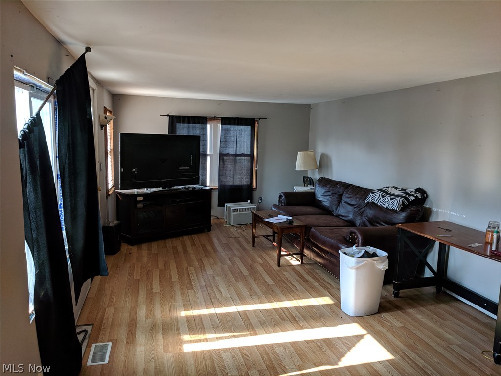 Zellers Beach - Residential