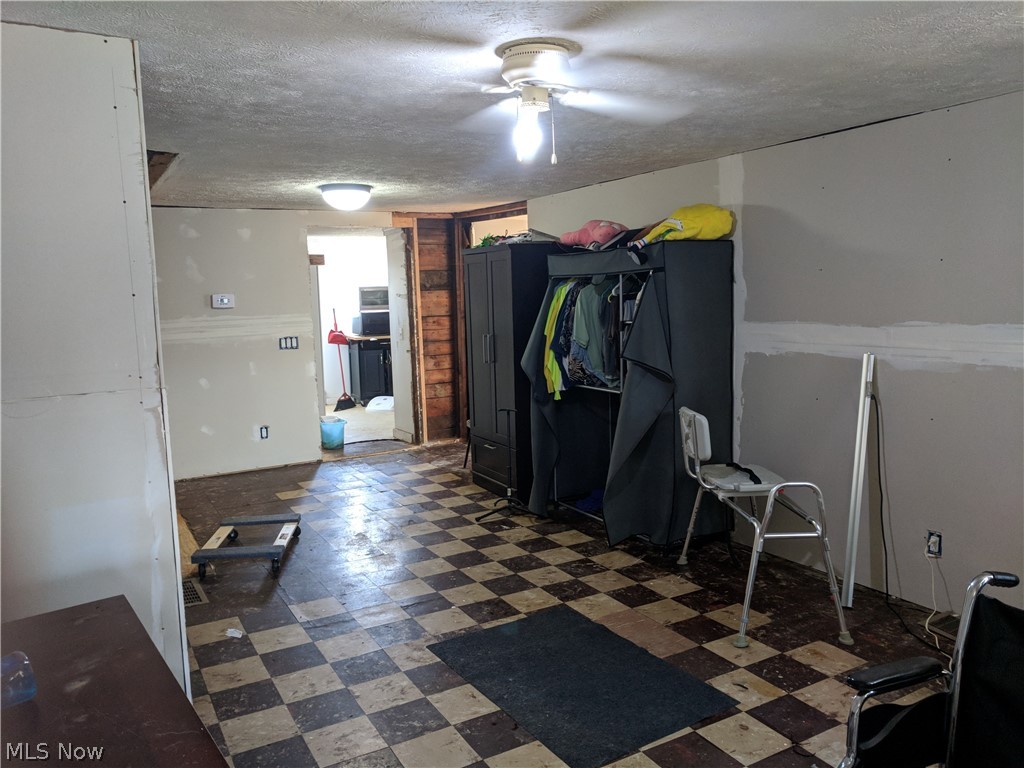 Zellers Beach - Residential