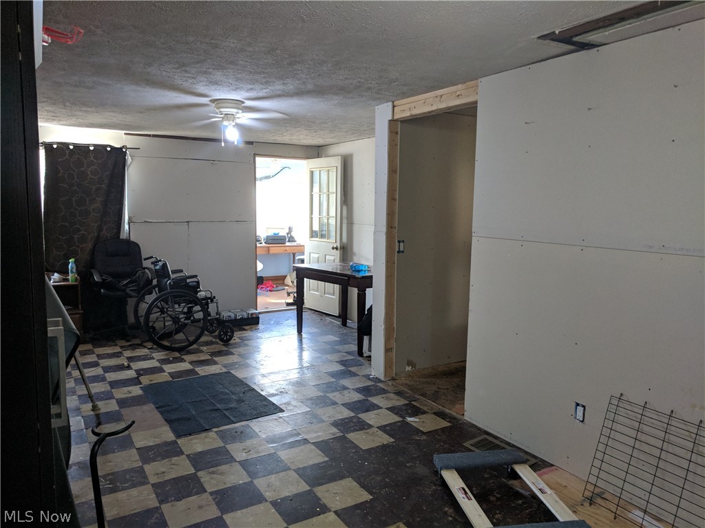 Zellers Beach - Residential