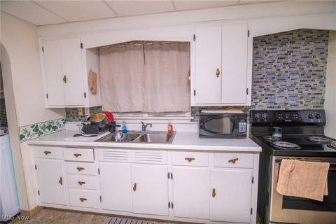 Tiny photo for 912 S Zane Highway, Martins Ferry, OH 43935 (MLS # 5177166)