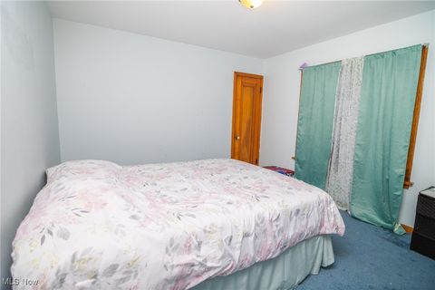 Tiny photo for 912 S Zane Highway, Martins Ferry, OH 43935 (MLS # 5177166)