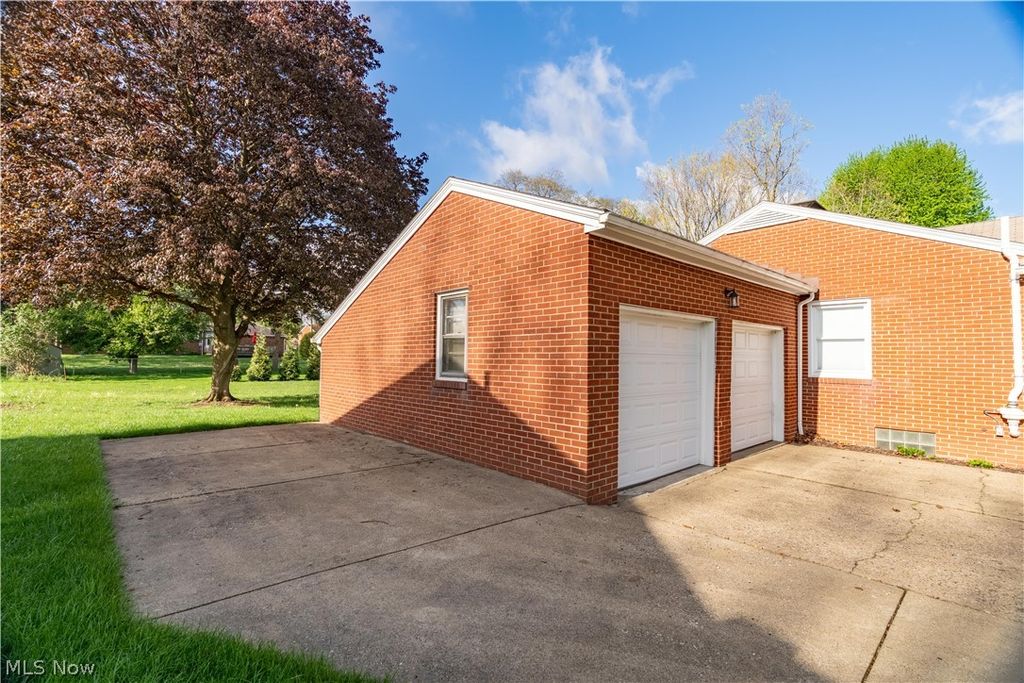 Photo of 4028 Crestwood Street NW, Canton, OH 44708 (MLS # 5202811)