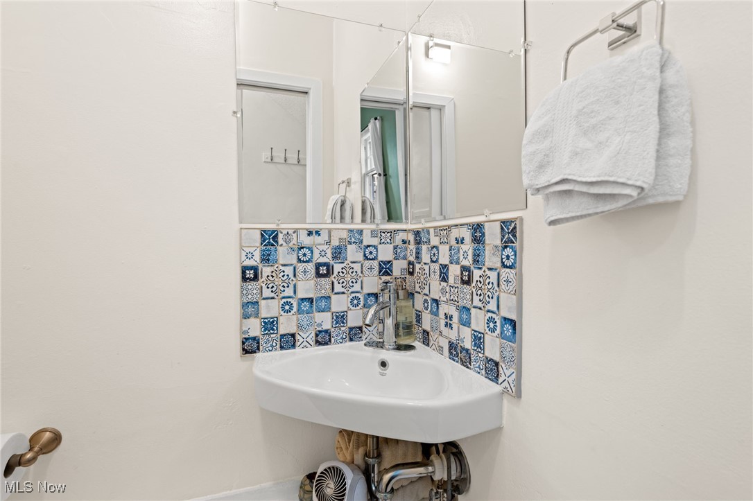 3262 Bradford Road, Cleveland Heights, Ohio image 16