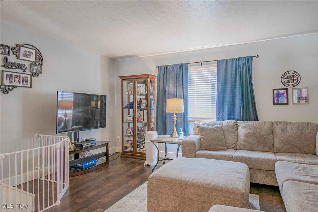 Tuscarawas Park Condo - Residential