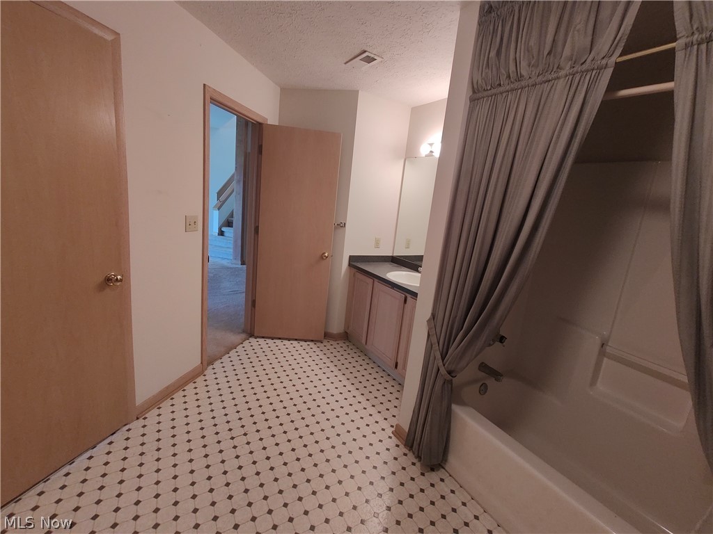 Forest Cove Condo - Residential