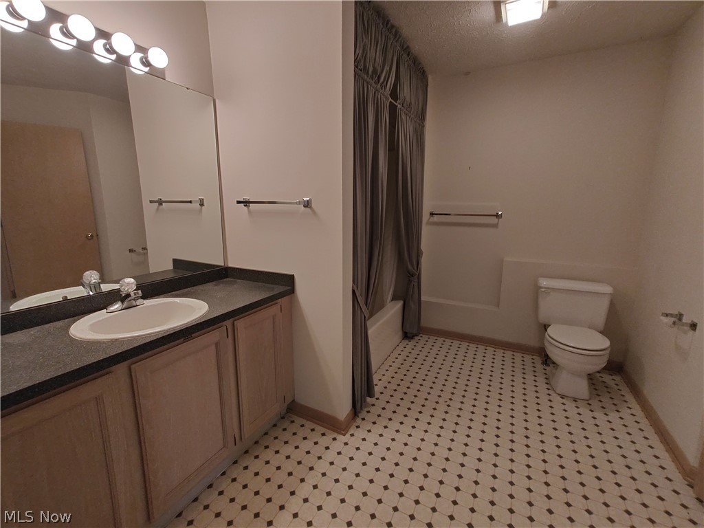 Forest Cove Condo - Residential