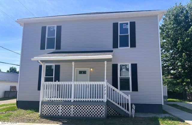 Renovated home in 2024. Offering 5 bdrms., 3 1/2 baths, main flr. bdrm. with full baths, main flr laundry and 1/2 bath. Fabulous kitchen with island and appliances, 4 spacious bedrooms on the second floor and 2 full jack and jill baths, newer furnace and central air, newer siding, roof and windows and large living room with fireplace. Small yard for easy maintenance and off street parking.