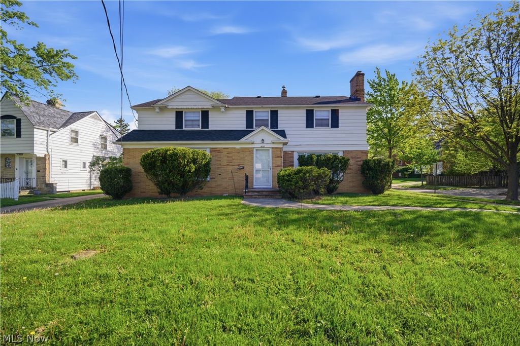 Photo of 4037 Washington Boulevard, University Heights, OH 44118 (MLS # 5208049)