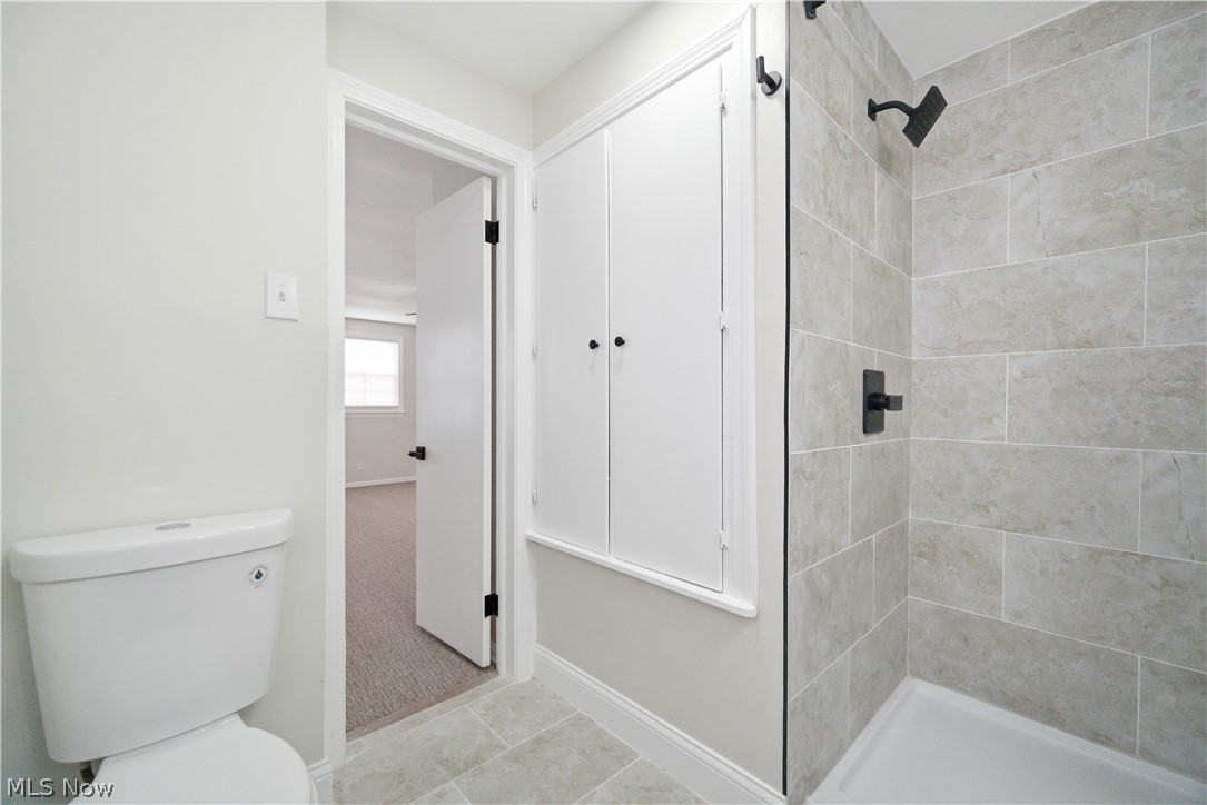 Rapid Transit Land Cos Univer - Residential