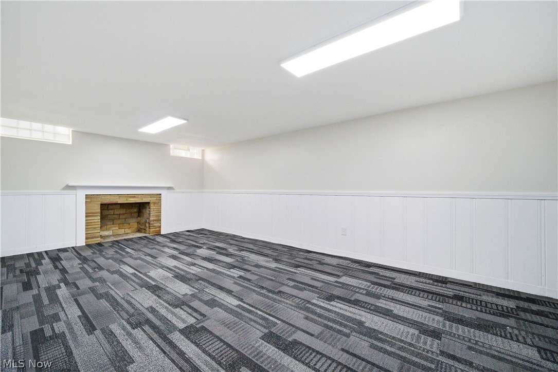 Rapid Transit Land Cos Univer - Residential