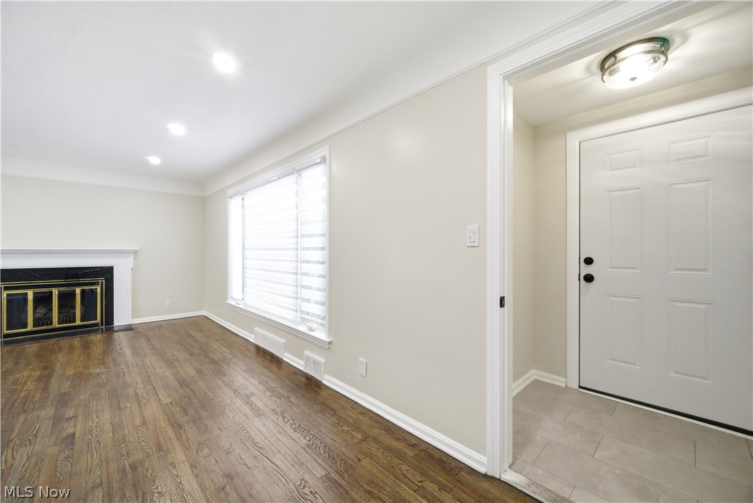 Rapid Transit Land Cos Univer - Residential