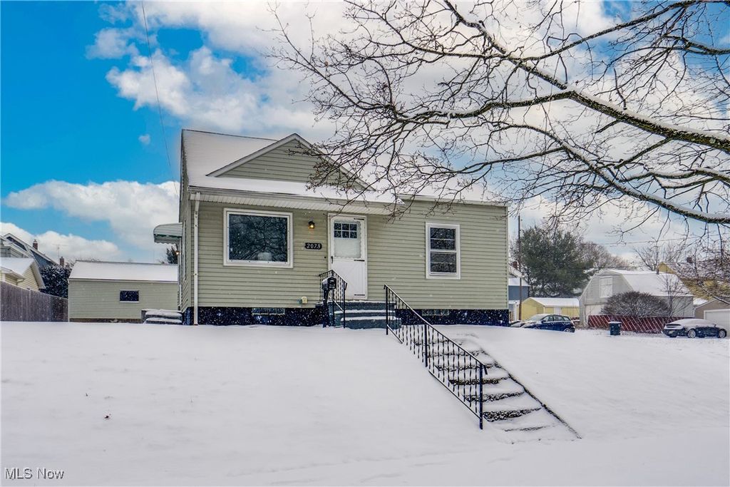 Photo of 2079 12th Street SW, Akron, OH 44314 (MLS # 5181948)