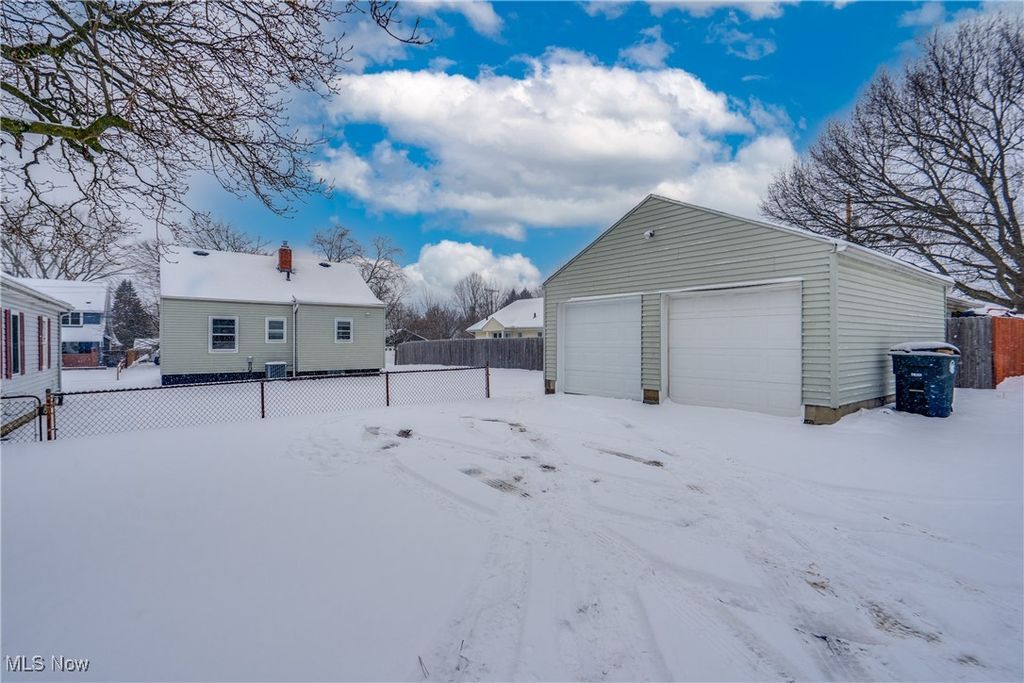 Photo of 2079 12th Street SW, Akron, OH 44314 (MLS # 5181948)