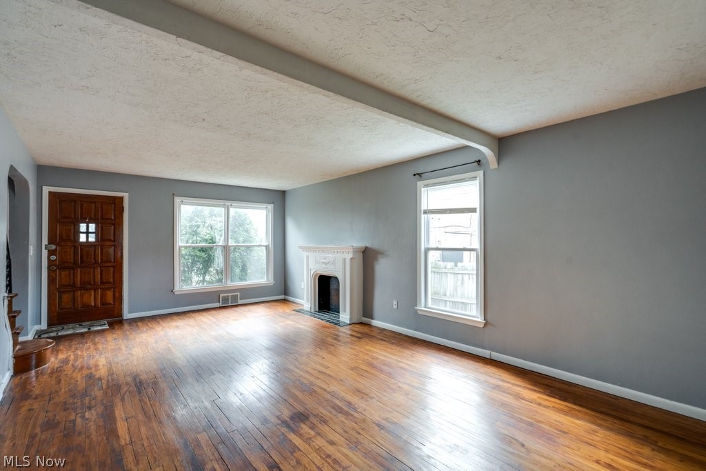 Waid & Duffeys Center Hwy - Residential