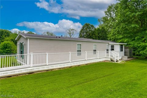 Tiny photo for 12722 Lisbon Street SE, Paris, OH 44669 (MLS # 5221935)