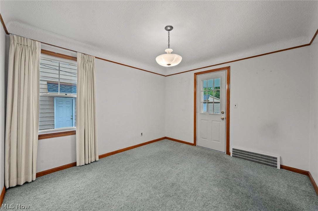 1247 Churchill Road