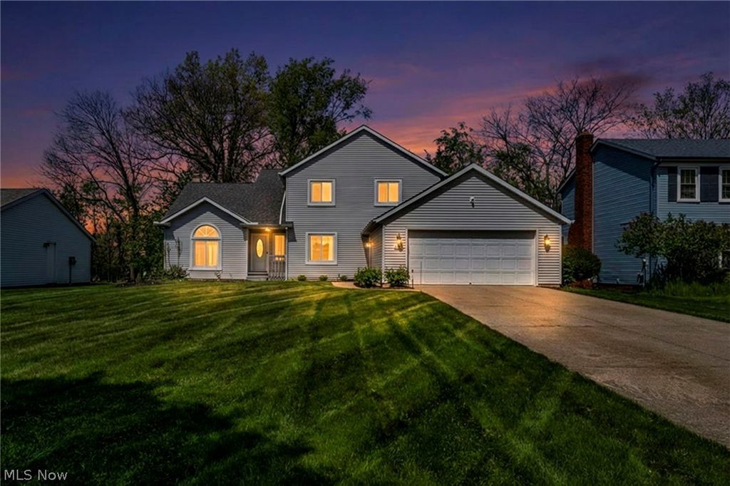 Photo of 5165 Stevenson Street, Richmond Heights, OH 44143 (MLS # 5205259)