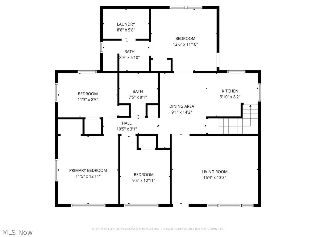 Main image without alt text