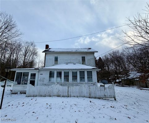 Homes For Sale - 47085 Oak Street<br/> Columbiana County, New Waterford, OH 44445