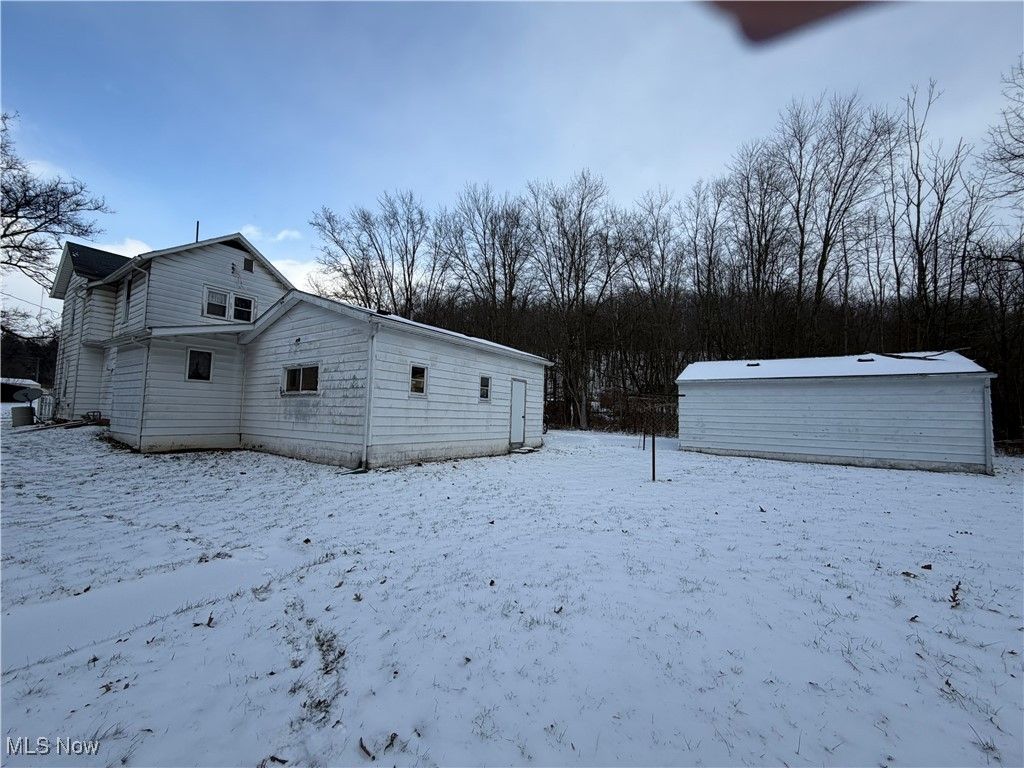 Photo of 47085 Oak Street, New Waterford, OH 44445 (MLS # 5182637)