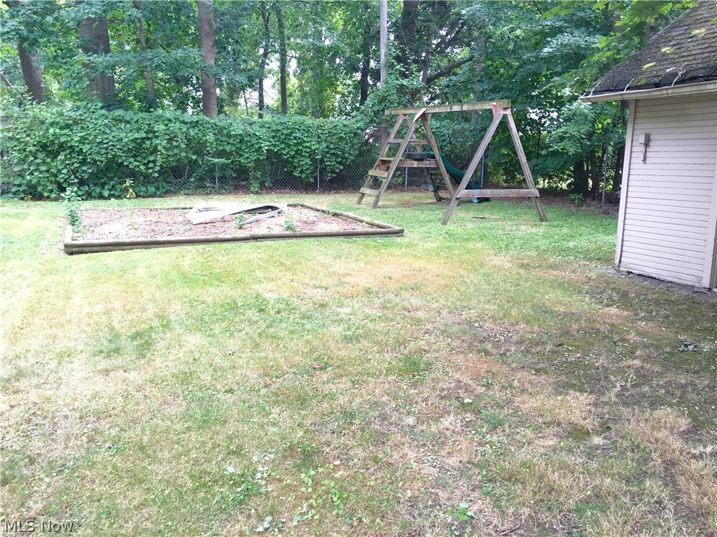 James G Ewings Bonnie Brae - Residential