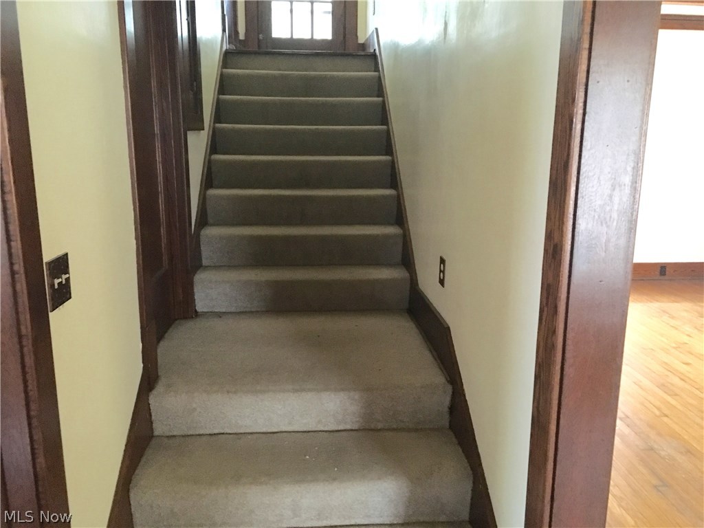 James G Ewings Bonnie Brae - Residential