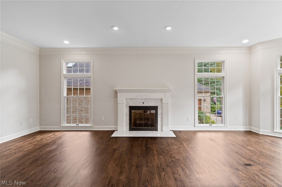 834 Eaton Park Lane