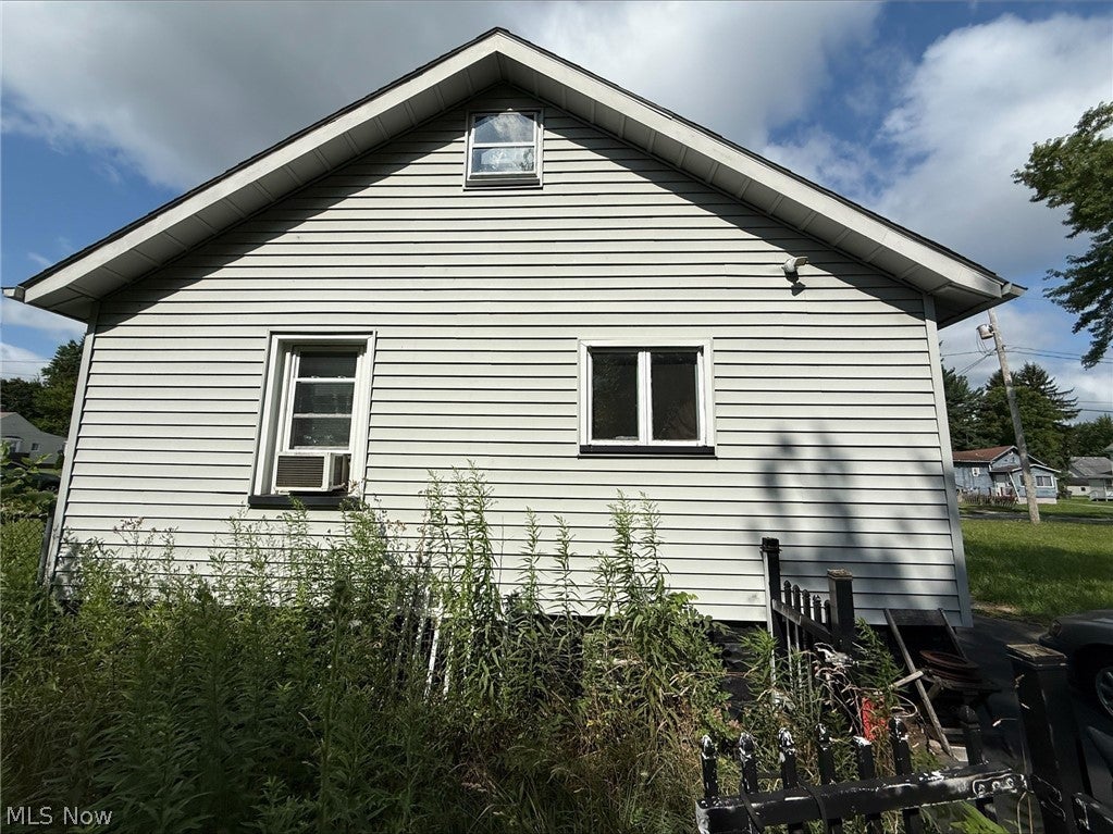 2731 Jean Street