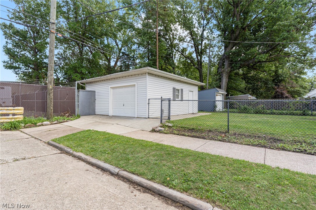 Riverside Manor Sub - Residential