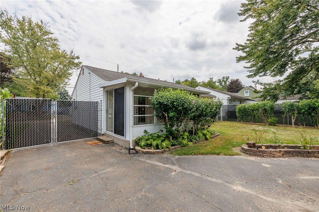 Riverside - Residential