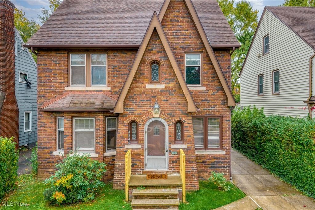 Photo of 3566 Antisdale Avenue, Cleveland Heights, OH 44118 (MLS # 5167347)