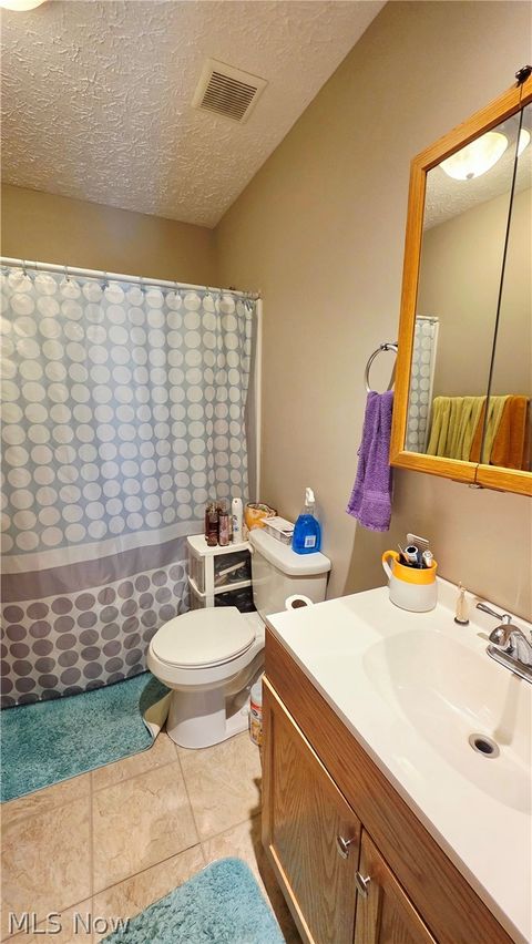 Tiny photo for 704 Gladstone Street, Parkersburg, WV 26101 (MLS # 5210322)