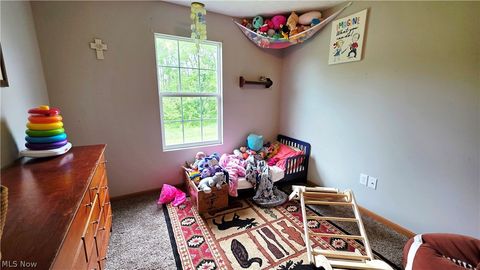 Tiny photo for 704 Gladstone Street, Parkersburg, WV 26101 (MLS # 5210322)