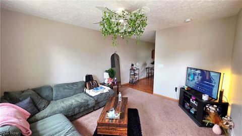Tiny photo for 704 Gladstone Street, Parkersburg, WV 26101 (MLS # 5210322)