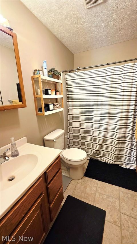 Tiny photo for 704 Gladstone Street, Parkersburg, WV 26101 (MLS # 5210322)