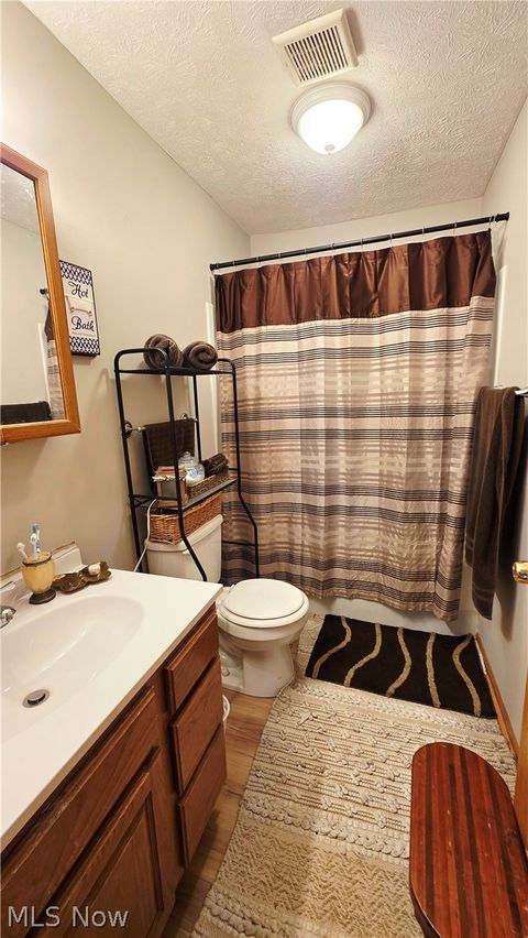 Tiny photo for 704 Gladstone Street, Parkersburg, WV 26101 (MLS # 5210322)