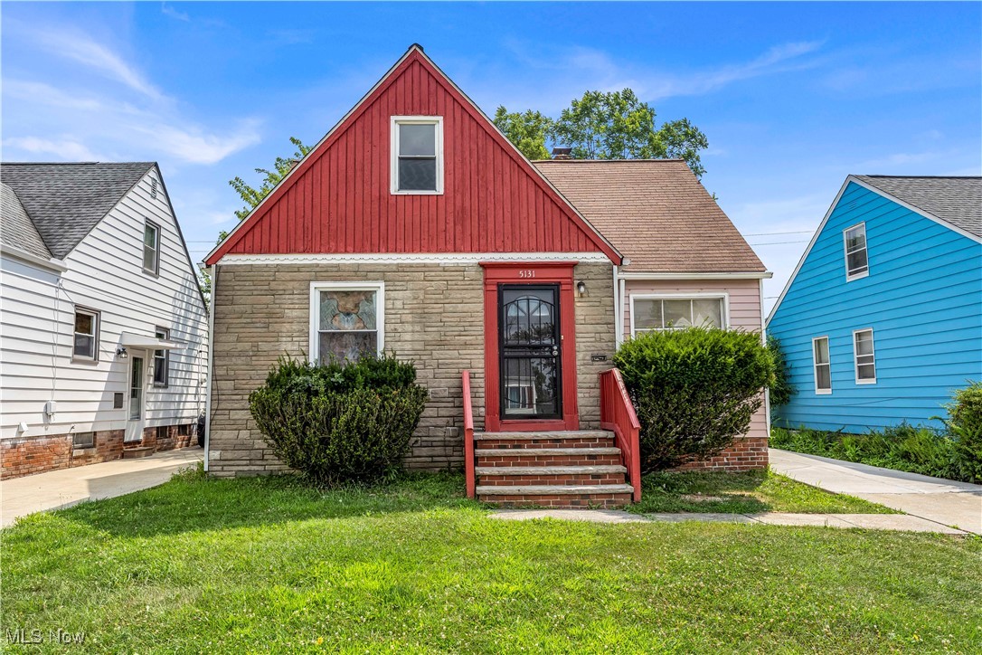 Welcome to this spacious 5-bedroom, 2-bathroom single-family home in the heart of Maple Heights! This versatile property offers exceptional value and potential—ideal for both homeowners and investors. Previously rented for $1,232 per month, this home provides a solid income opportunity or the chance to live in a well-sized home while building equity. Inside, you’ll find five generously sized bedrooms, two full bathrooms, and flexible living spaces perfect for families, home offices, or guest rooms. The detached one-car garage offers added convenience and extra storage. Whether you’re looking to expand your investment portfolio or settle into a move-in-ready home, this property fits the bill. Located in a convenient and established Maple Heights neighborhood, you’ll enjoy easy access to local amenities! Just minutes from Maple Heights High School, parks, and shopping options, this home is also a quick drive to highways for seamless commuting! Professional management in place and willing to stay on. Full service management with dedicated departments for leasing, marketing, tenant communication. Plus rehab and construction services available for remote investors! Don’t miss the chance to own in one of the area’s most steadily developing communities! Schedule a showing to see it for yourself!