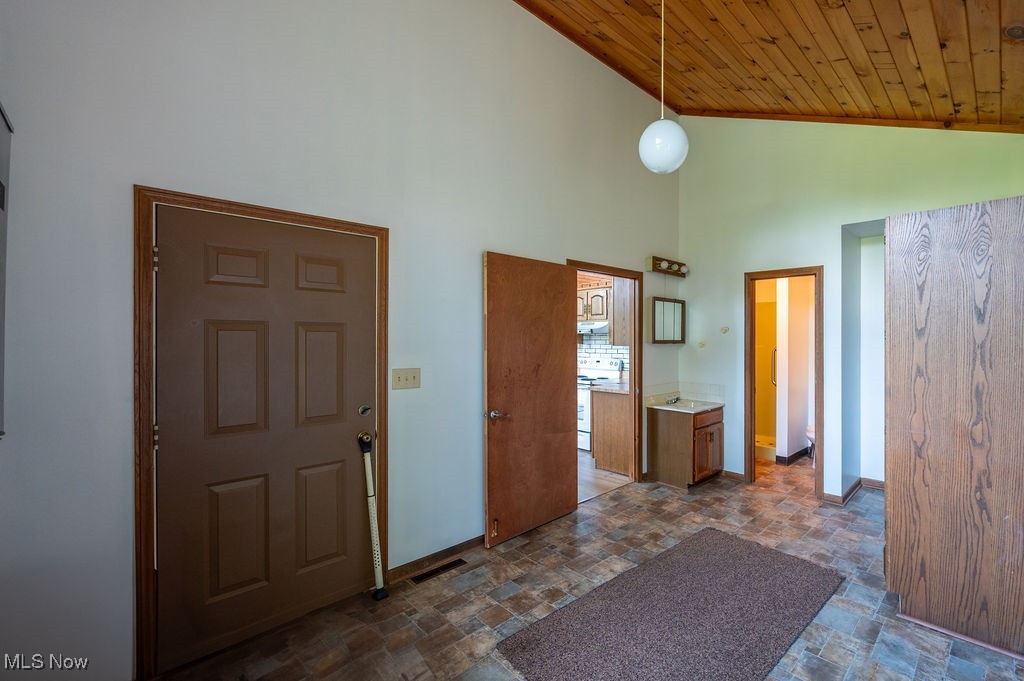 Friendly, West Virginia 26146, United States, 2 Bedrooms Bedrooms, ,2 BathroomsBathrooms,Residential,Active,186305