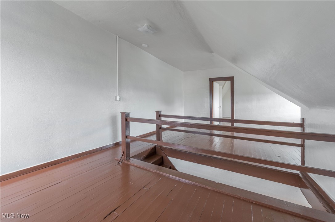 Advance R/E Companys 01 - Residential Income