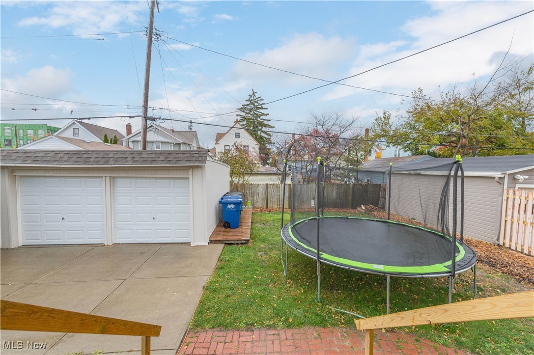 Advance R/E Companys 01 - Residential Income