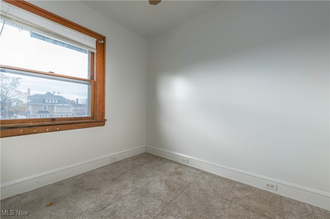 Advance R/E Companys 01 - Residential Income