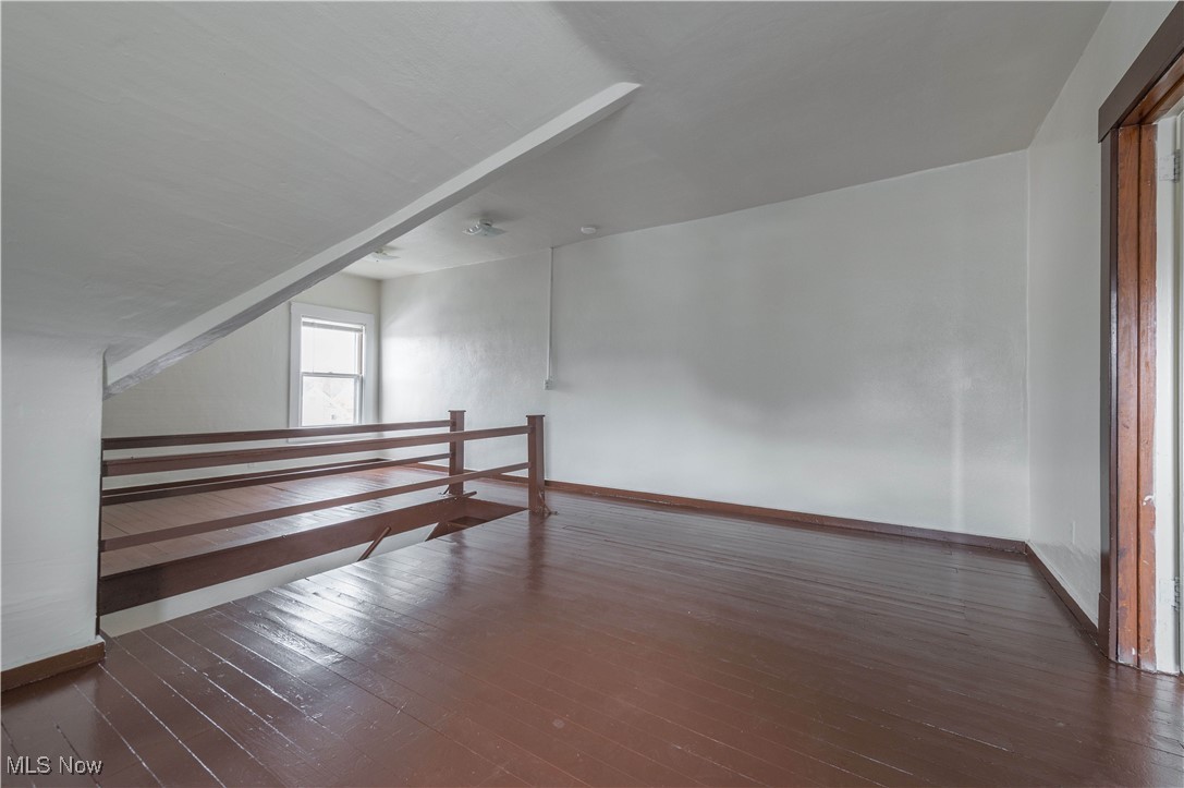 Advance R/E Companys 01 - Residential Income