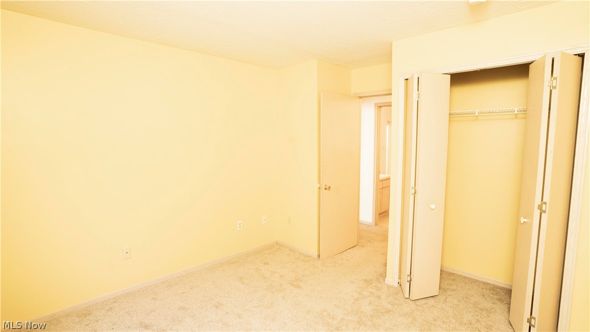 Brookledge Commons Condos - Residential